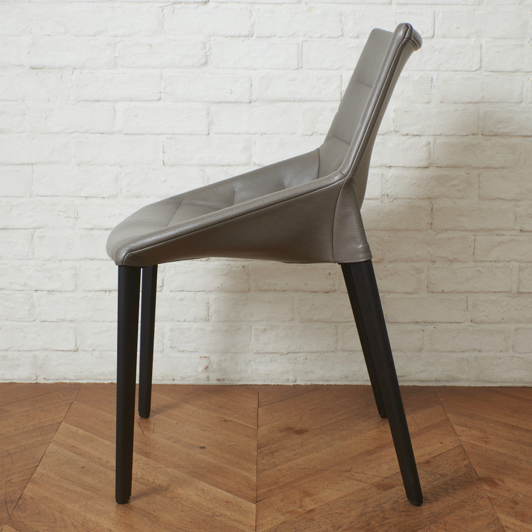 OUTLINE アームレスチェア