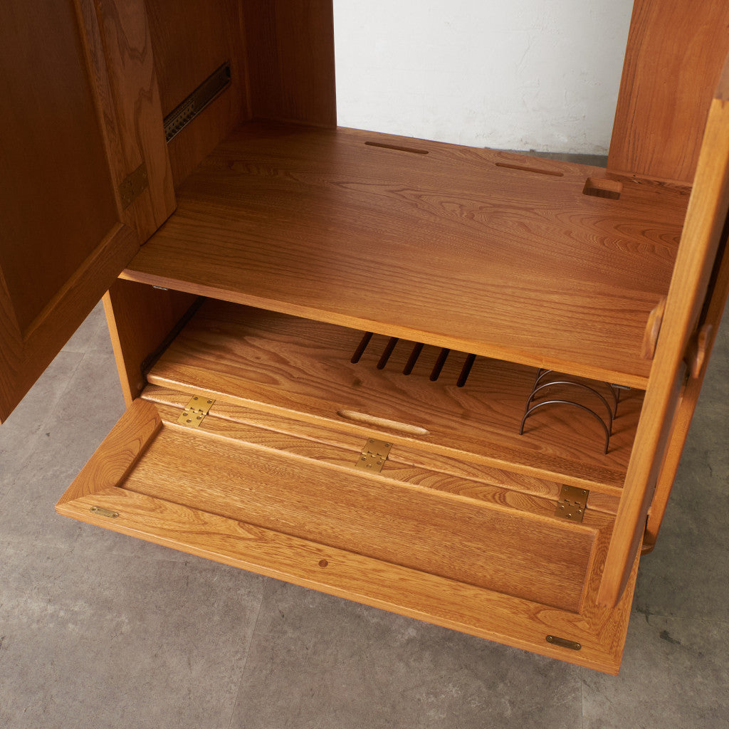 ウィンザー テレビキャビネット