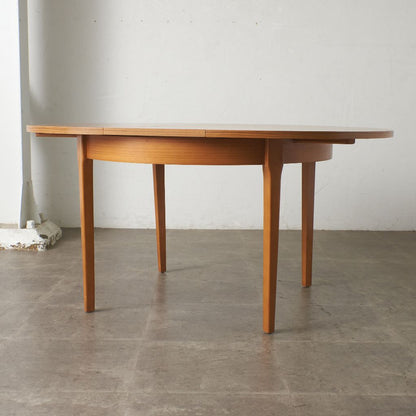 英国ヴィンテージ ラウンドダイニングテーブル