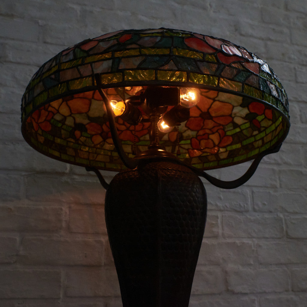 ステンドグラス ティファニーランプ