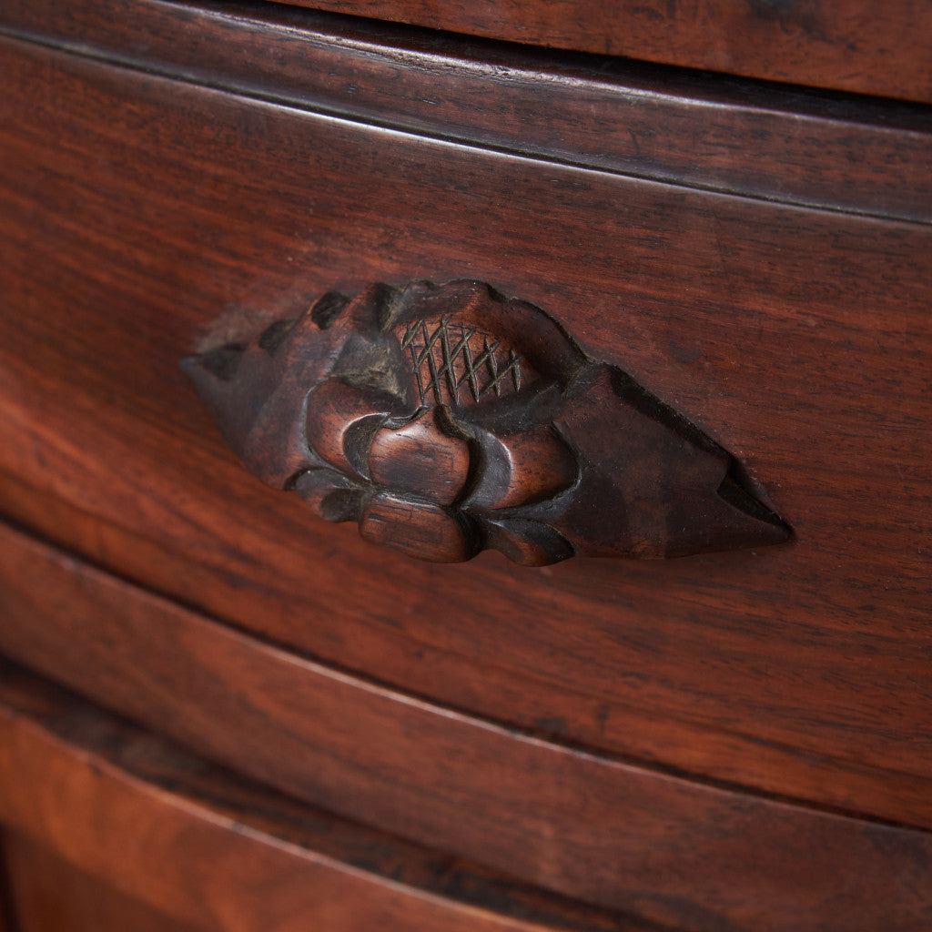 西洋クラシック ウォールナット材キャビネット