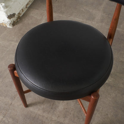 サーキュラーチェア