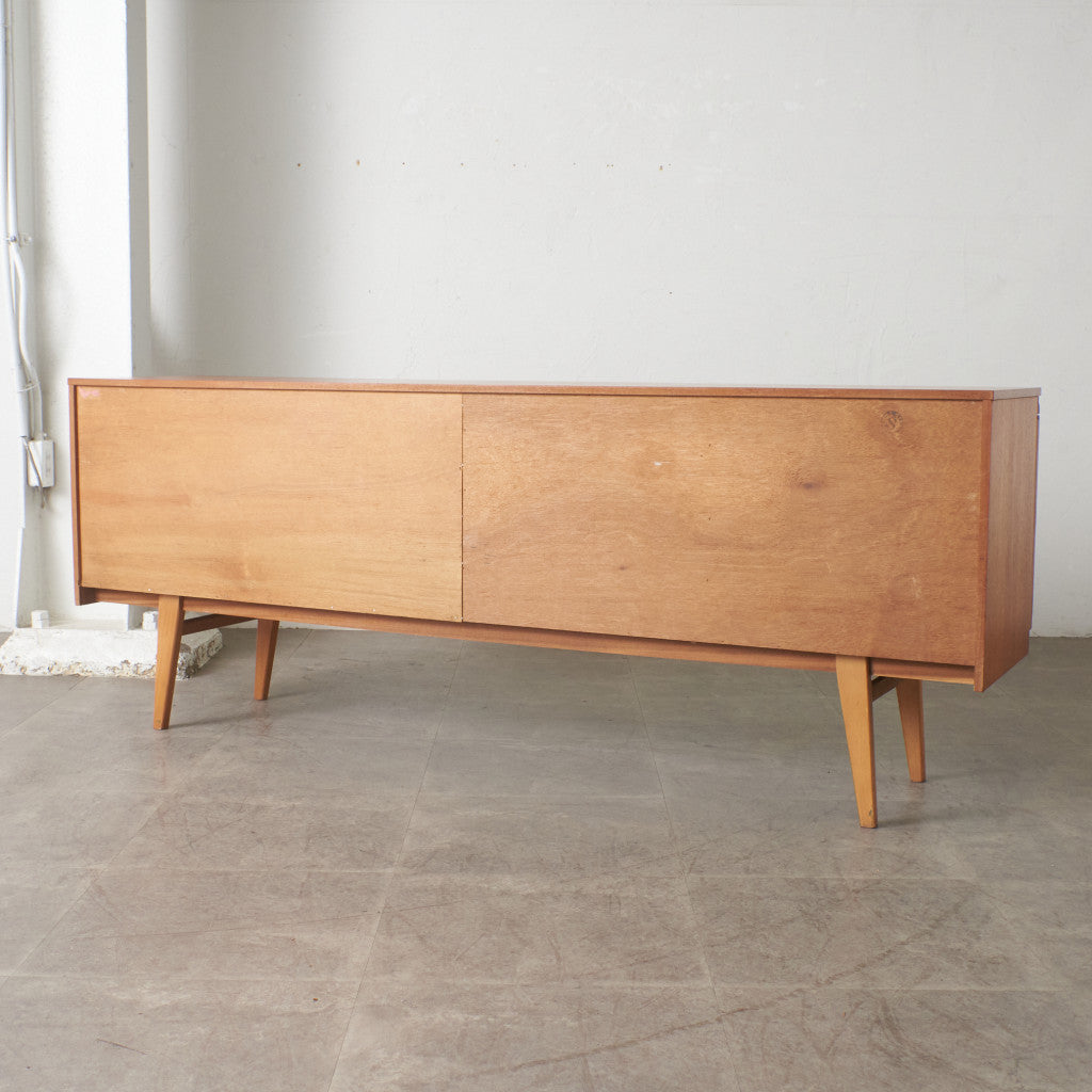 英国ヴィンテージ サイドボード