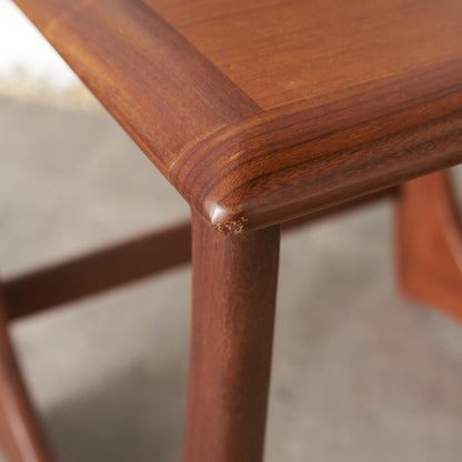 Astro ネストコーヒーテーブル