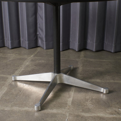 イームズ コントラクトベース ラウンドテーブル