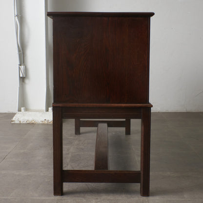 英国アンティーク サイドボード