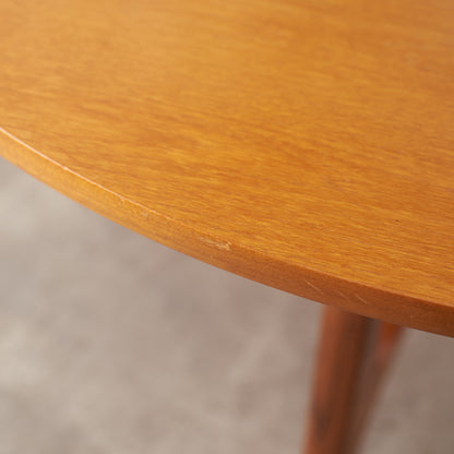 ドロップリーフゲートレッグテーブル