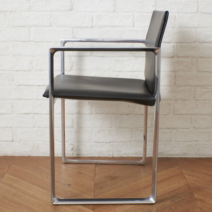 184 EVE アームチェア