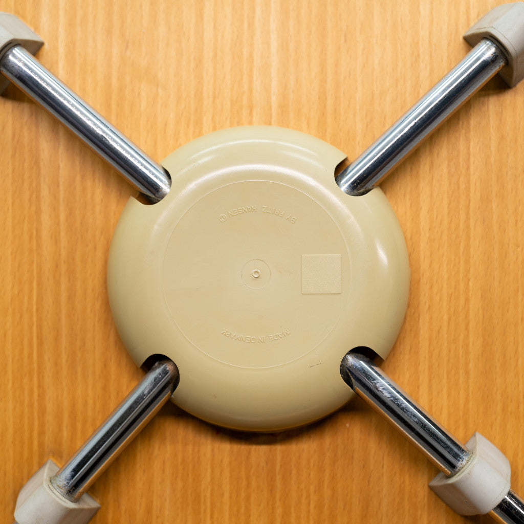 セブンチェア / フロントパディング