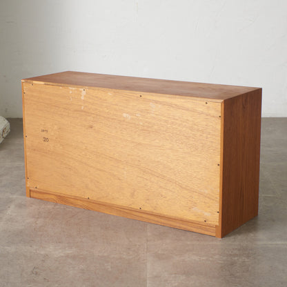 Form FIVE キャビネット