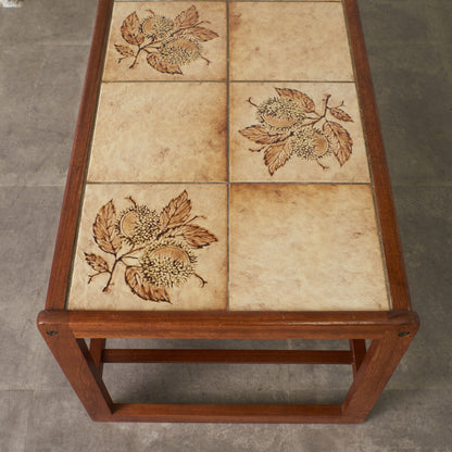 ヴィンテージ タイルトップ コーヒーテーブル