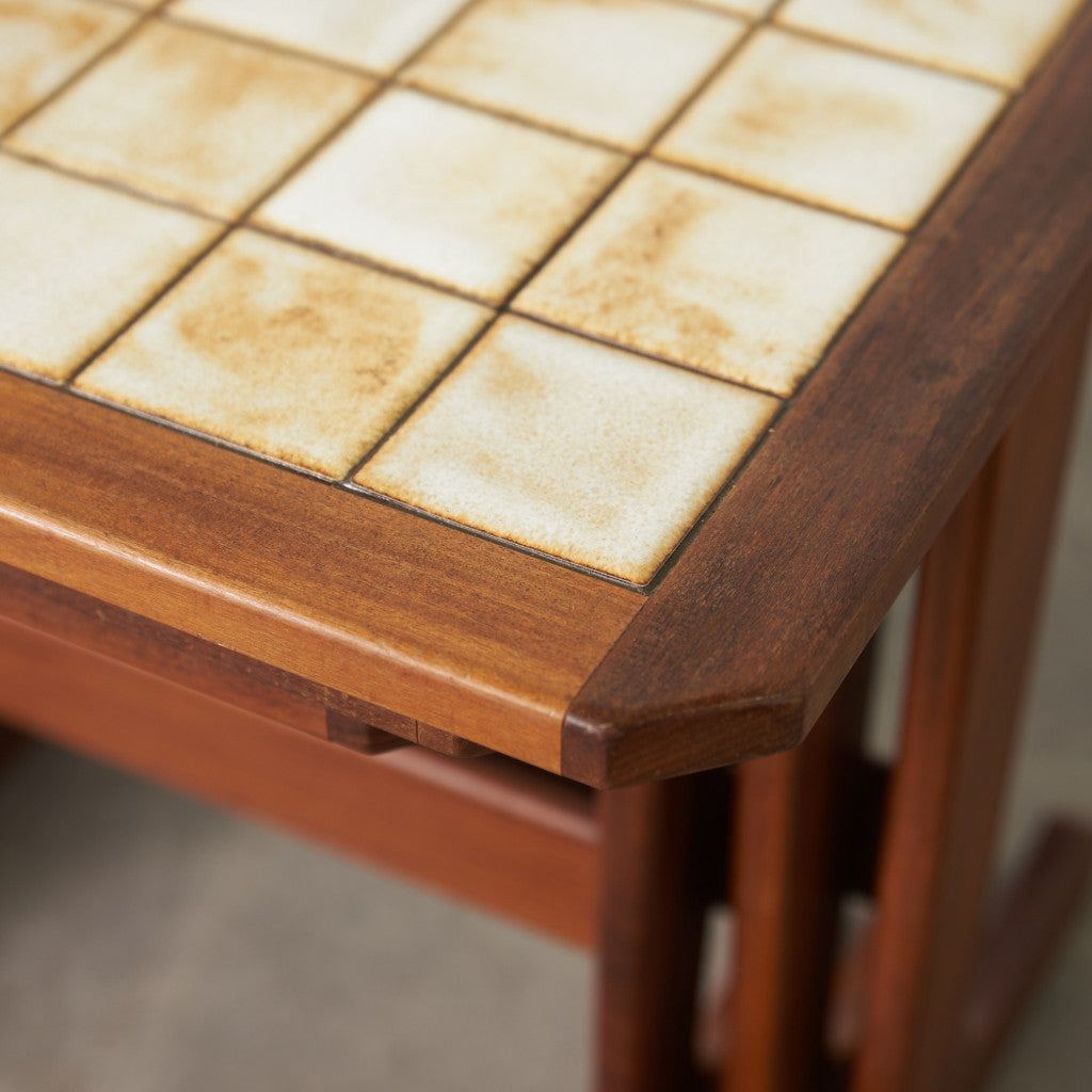 タイルトップ ネストテーブル (3585D)