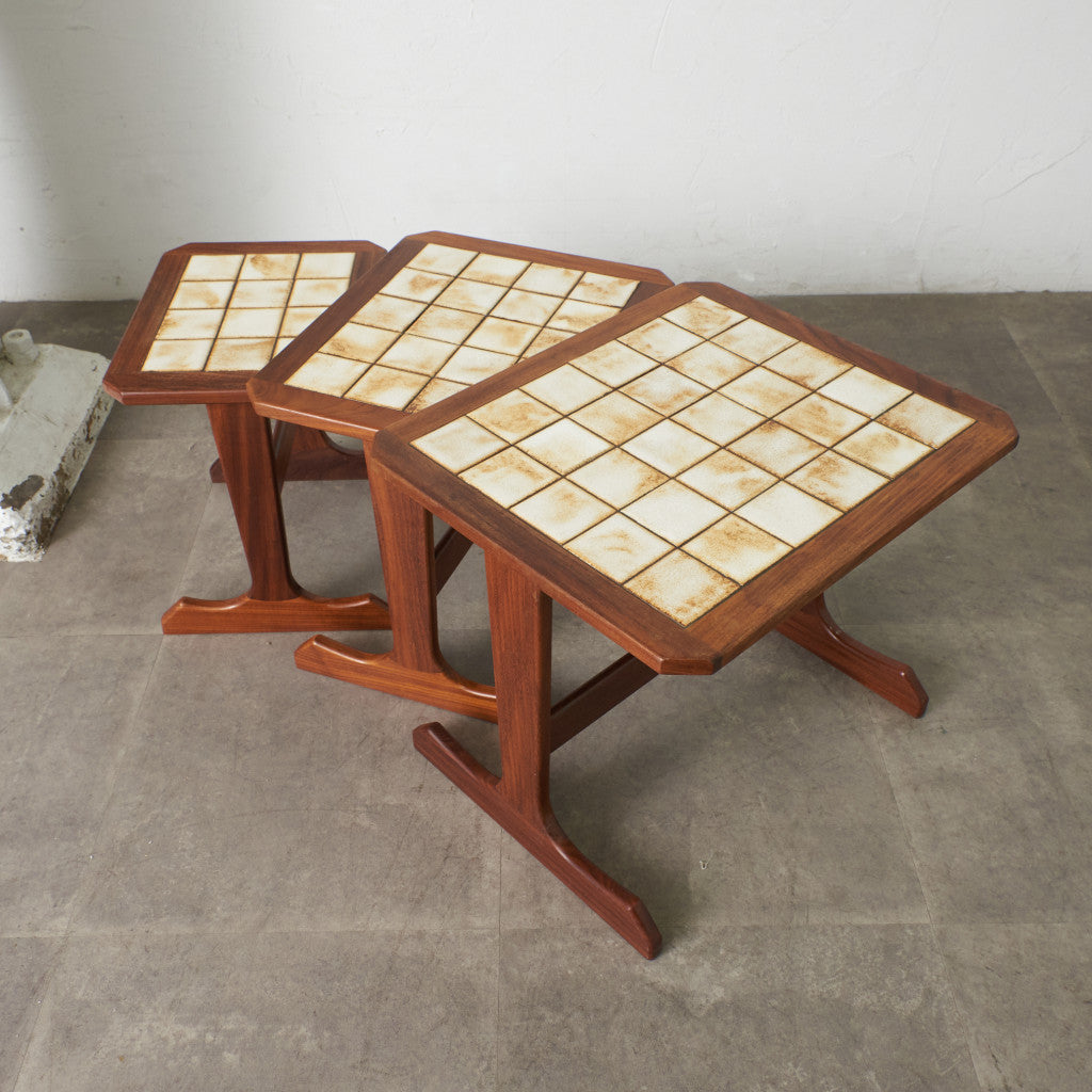 タイルトップ ネストテーブル (3585D)