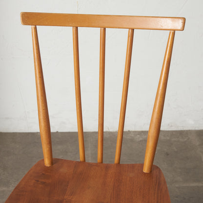 スティックバックチェア