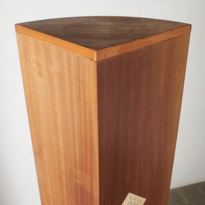 Fresco コーナーキャビネット