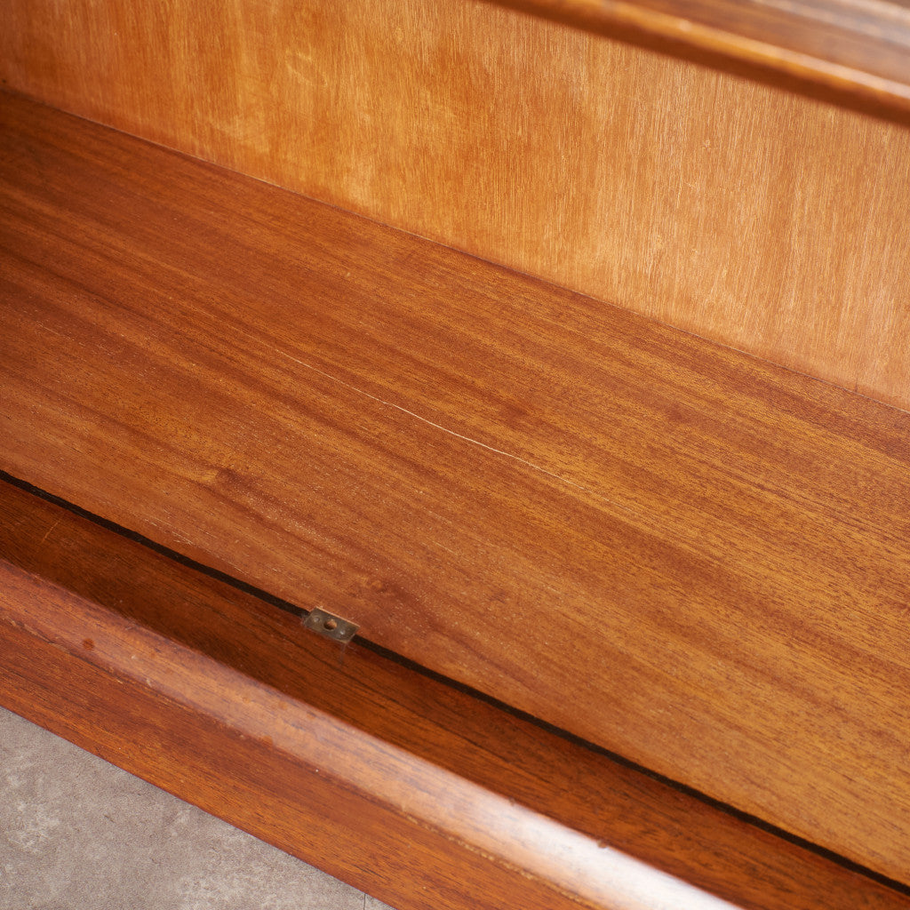 英国ヴィンテージ ガラスキャビネット