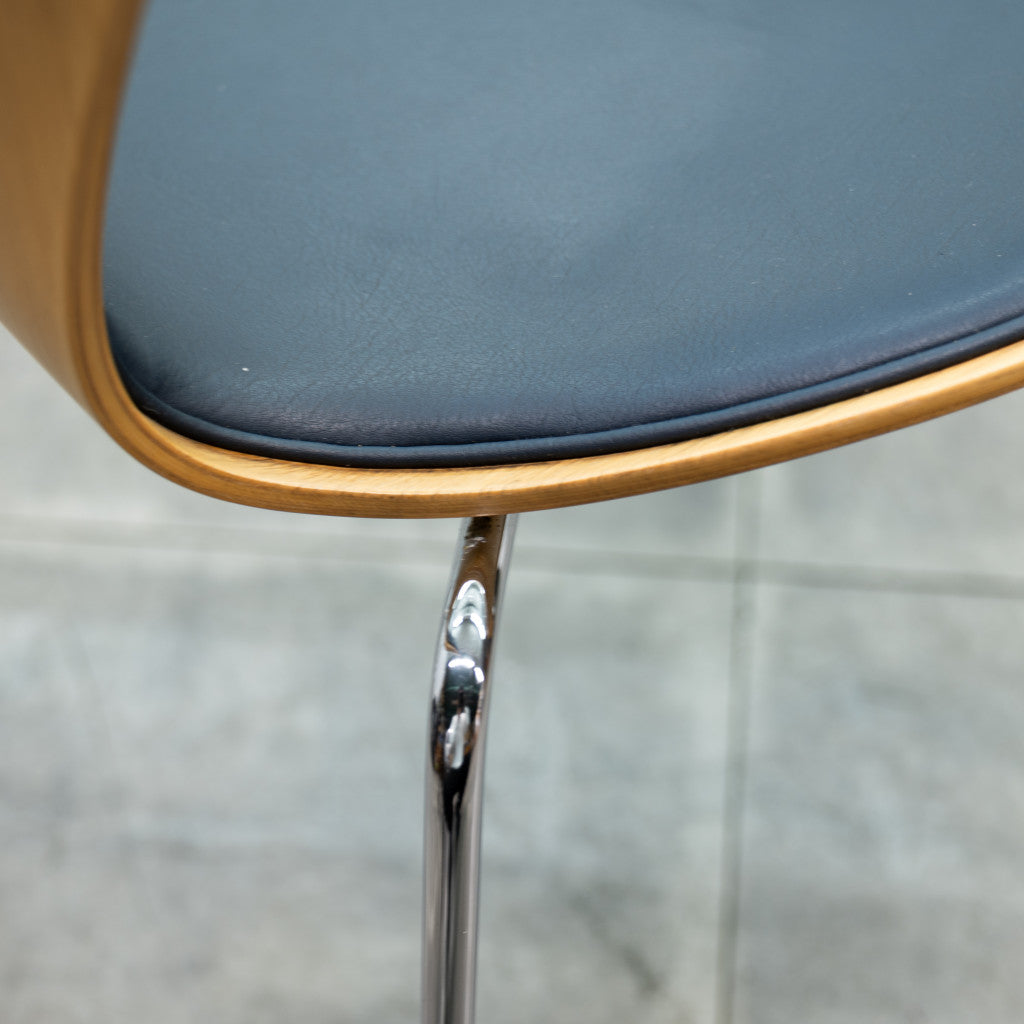 セブンチェア / フロントパディング