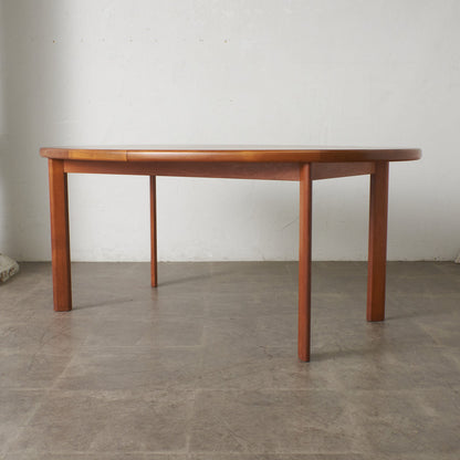 ヴィンテージ オーバルダイニングテーブル