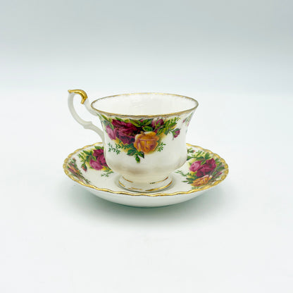 オールドカントリーローズ カップ＆ソーサー