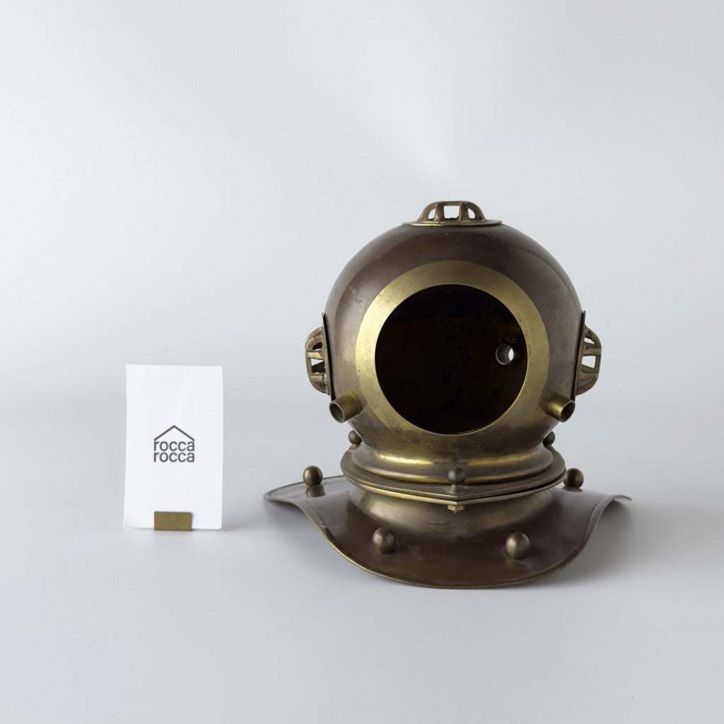 潜水ヘルメット型オブジェ