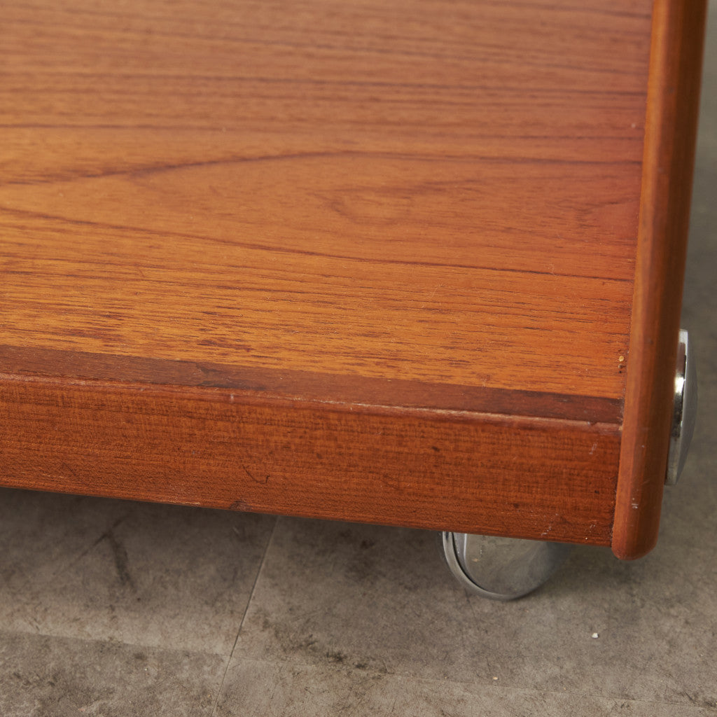 チューリップ コーヒーテーブル (3500D)