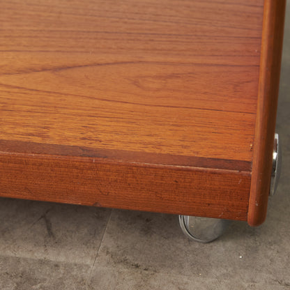 チューリップ コーヒーテーブル (3500D)