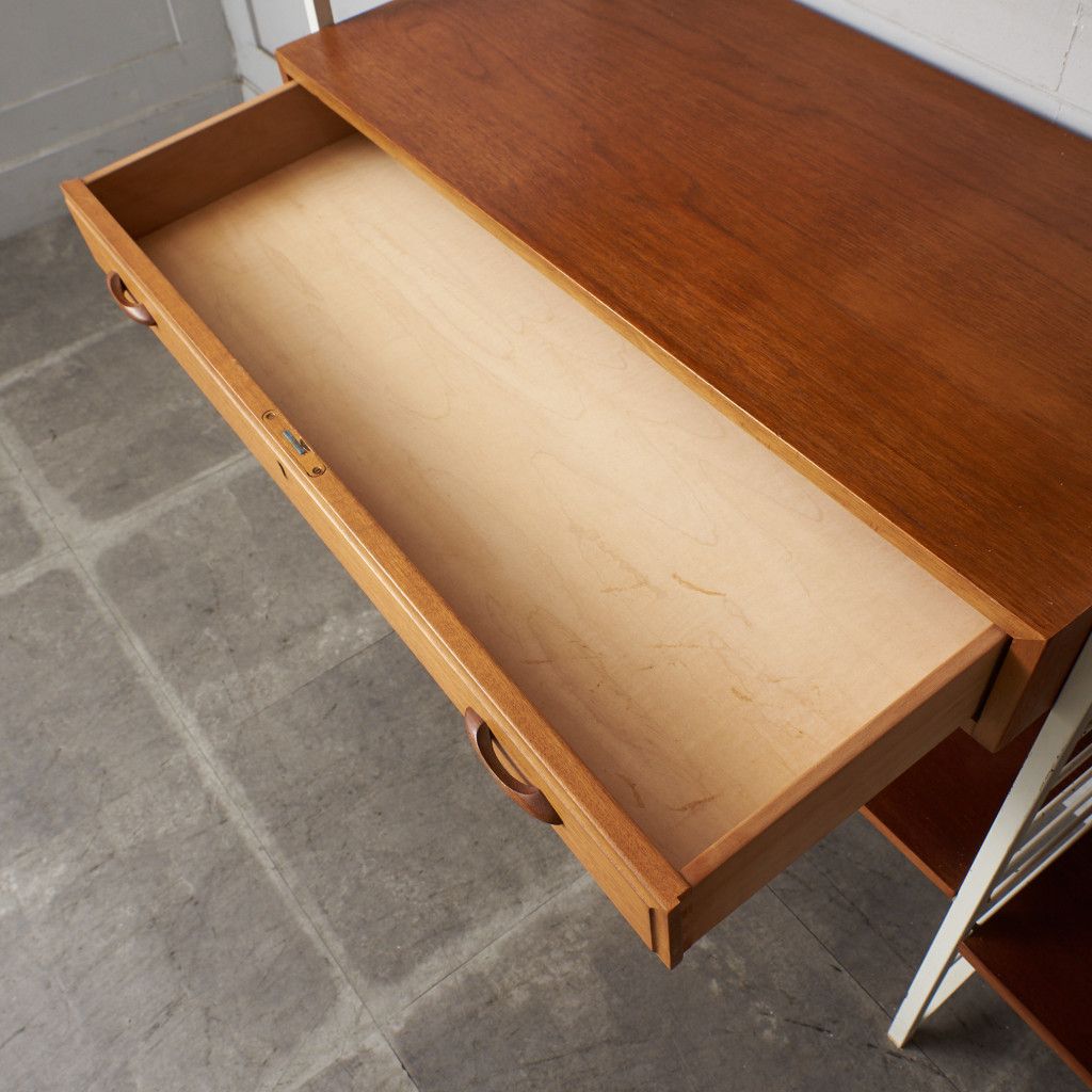 Ladderax ウォールユニット｜ステイプルズ Staples ( Staples of Cricklewood )｜ロバート･ヒール robert heal