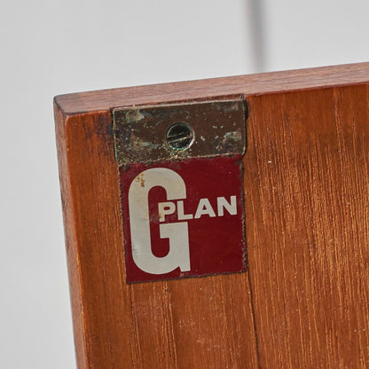 Fresco 脚付きサイドボード (4072)｜ジープラン G-PLAN｜ビクター・ブラムウェル・ウィルキンス Victor Bramwell Wilkins