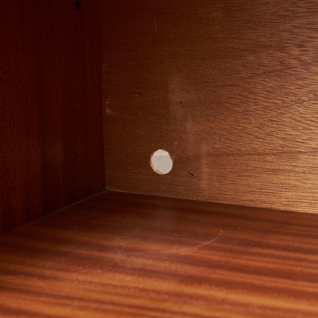 Fresco 脚付きサイドボード (4072)｜ジープラン G-PLAN｜ビクター・ブラムウェル・ウィルキンス Victor Bramwell Wilkins