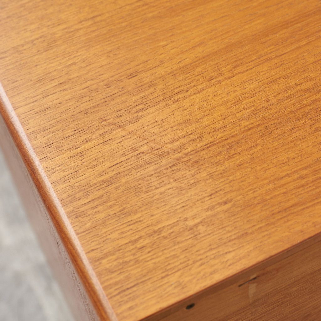 Fresco 脚付きサイドボード (4072)｜ジープラン G-PLAN｜ビクター・ブラムウェル・ウィルキンス Victor Bramwell Wilkins