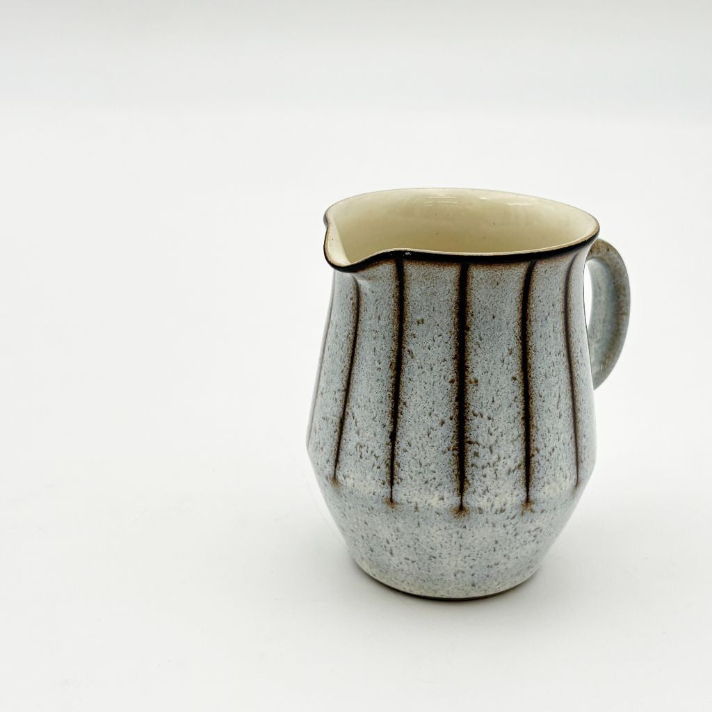 Studio スタジオ ミルクジャグ