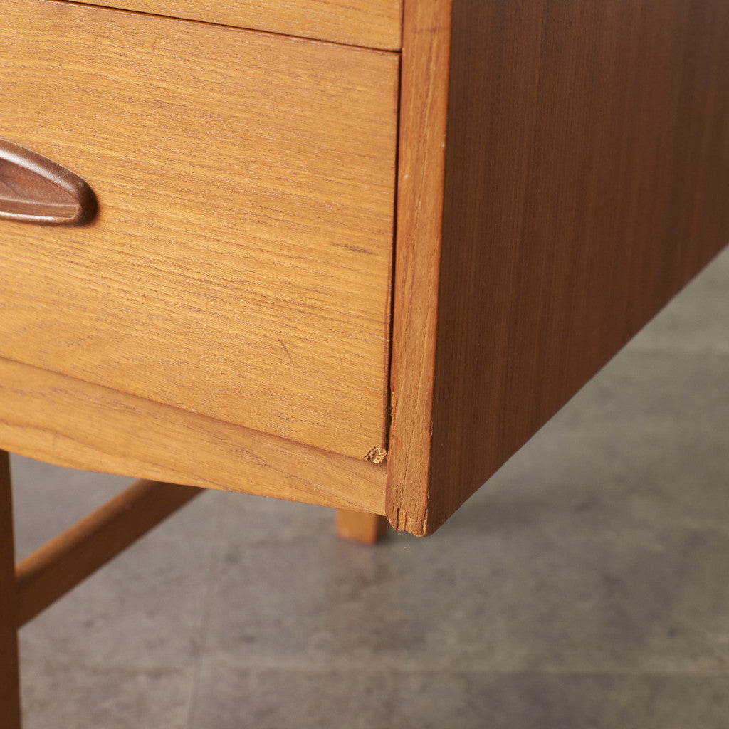 英国ヴィンテージ ドレッシングデスク