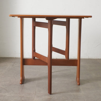 ドロップリーフ ゲートレッグテーブル