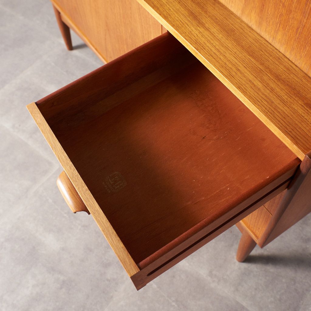 Brasilia ハイサイドボード