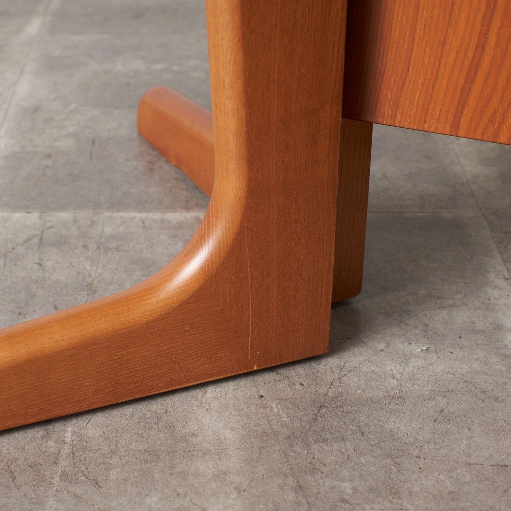 ドロップリーフ ダイニングテーブル