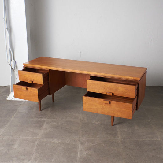 G-PLAN ダニッシュ ドレッシングデスク|ジープラン G-PLAN|イブ・コフォード・ラーセン Ib Kofod-Larsen (1921-2003)