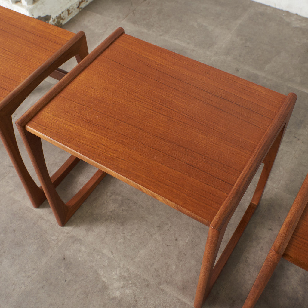 Quadrille ヴィンテージ ネストテーブル