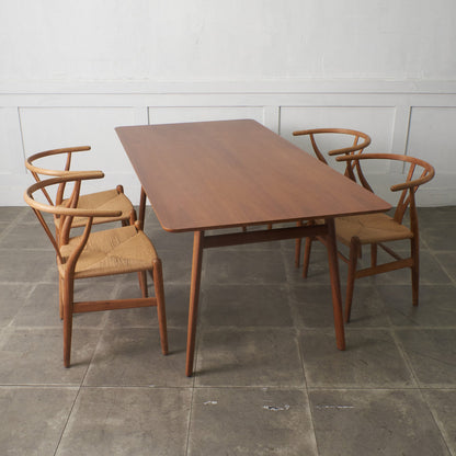 チェリー材 ダイニングテーブル