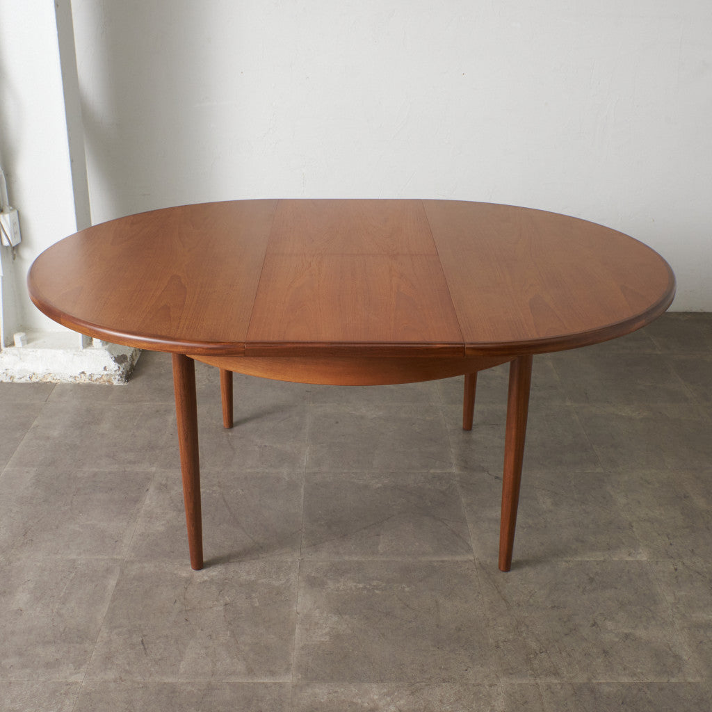 エクステンション ラウンドダイニングテーブル