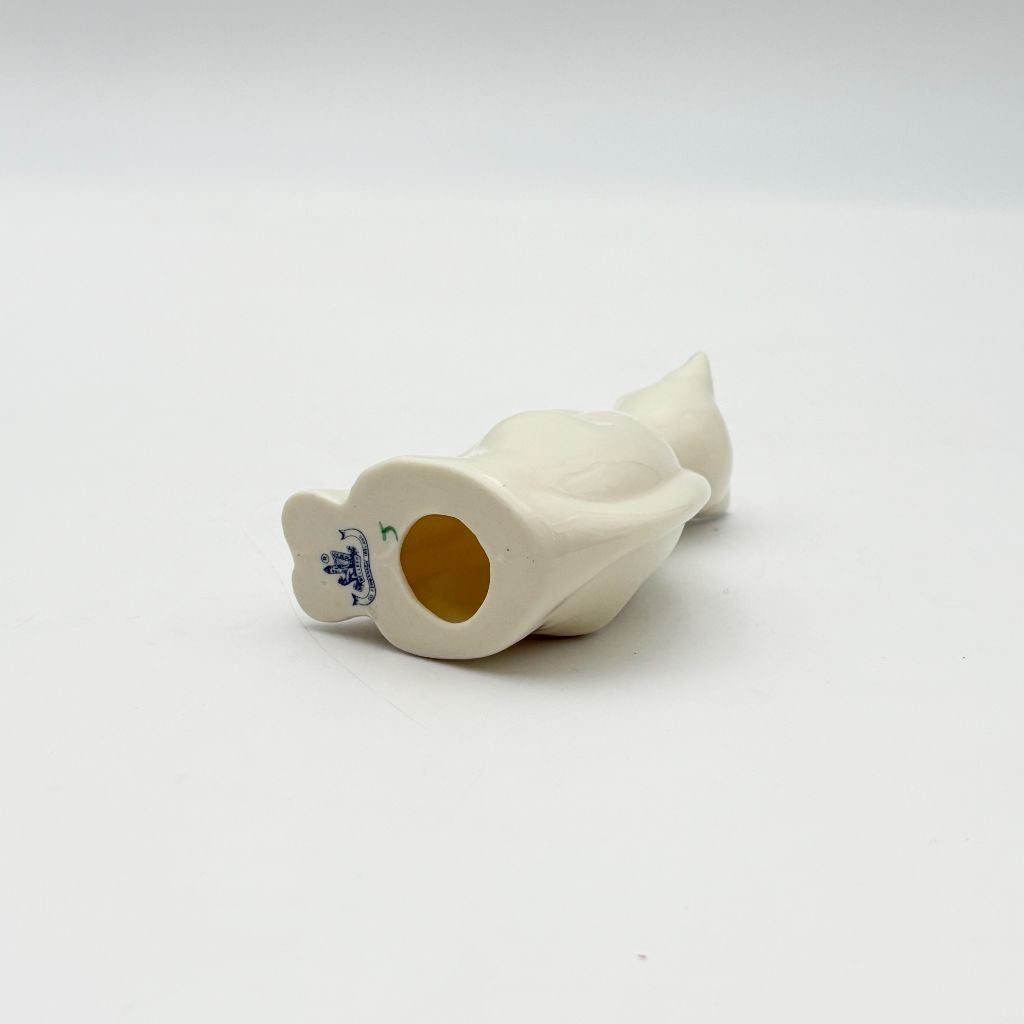 Belleek ベリーク Quizzical ヴィンテージ 陶器 猫 フィギュリン フィギュア セラミック 置物 インテリア 装飾 アイルランド 93281 Quizzical ヴィンテージ 猫のフィギュリン｜ベリーク Belleek Pottery