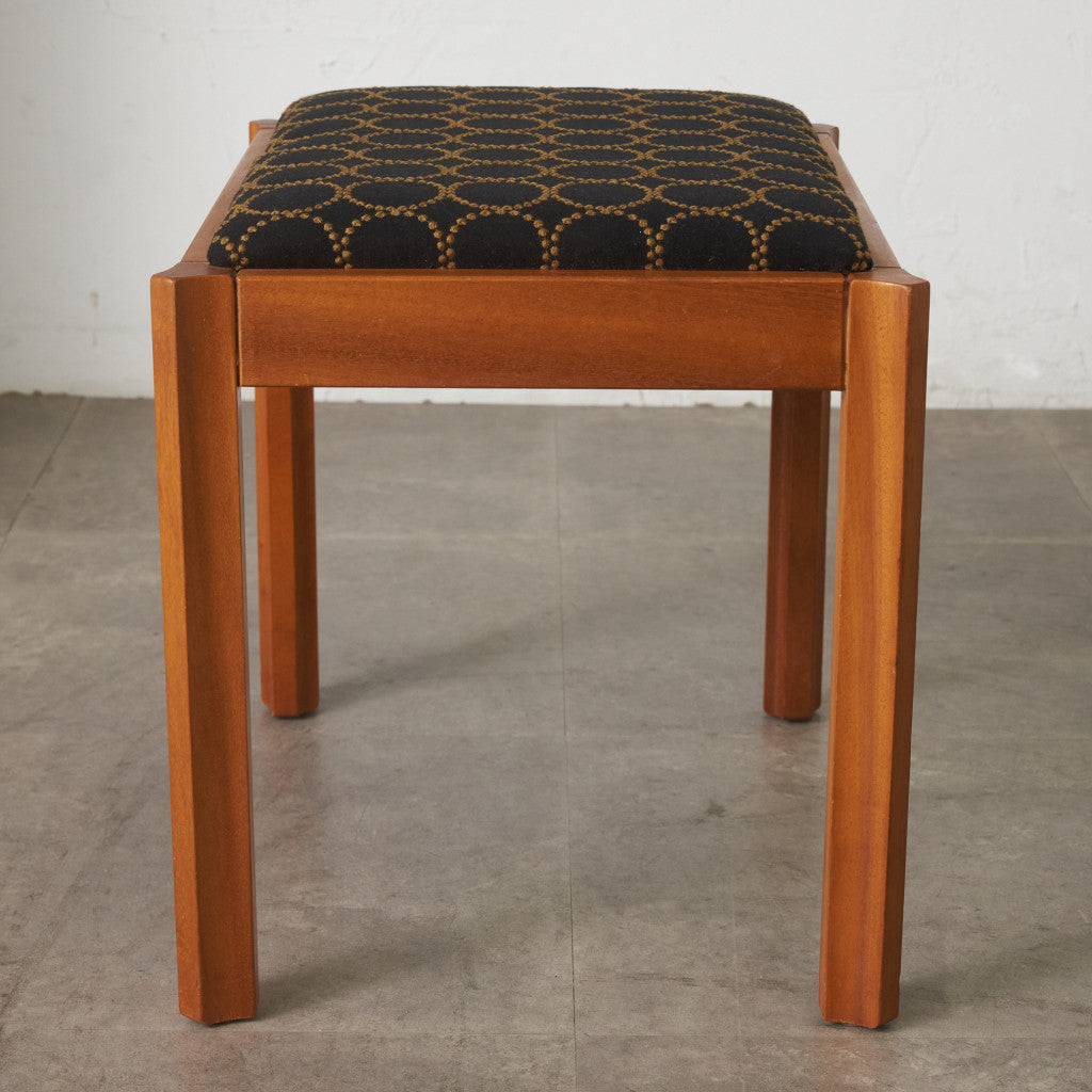 ヴィンテージ スツール / 張替済 (ミナぺルホネン タンバリン)