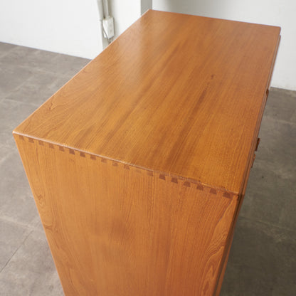 ウィンザー テレビキャビネット