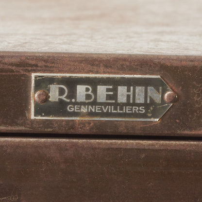 4段 メタルキャビネット