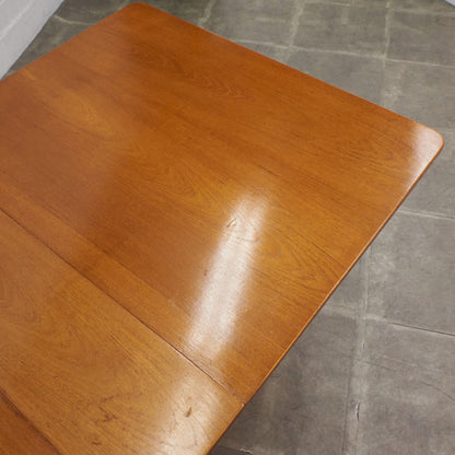 ドロップリーフゲートレッグテーブル