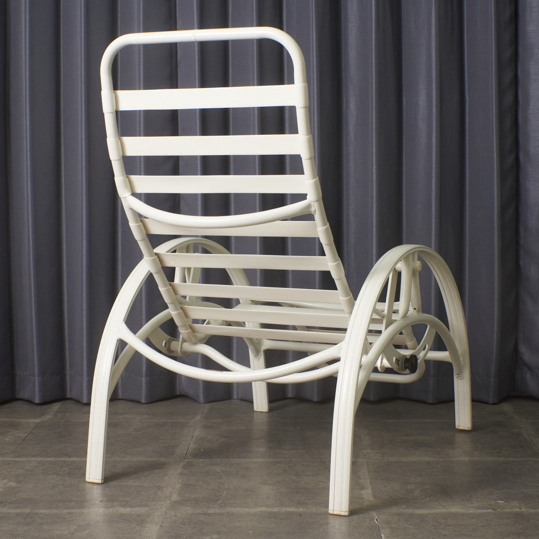 リクライニングチェア