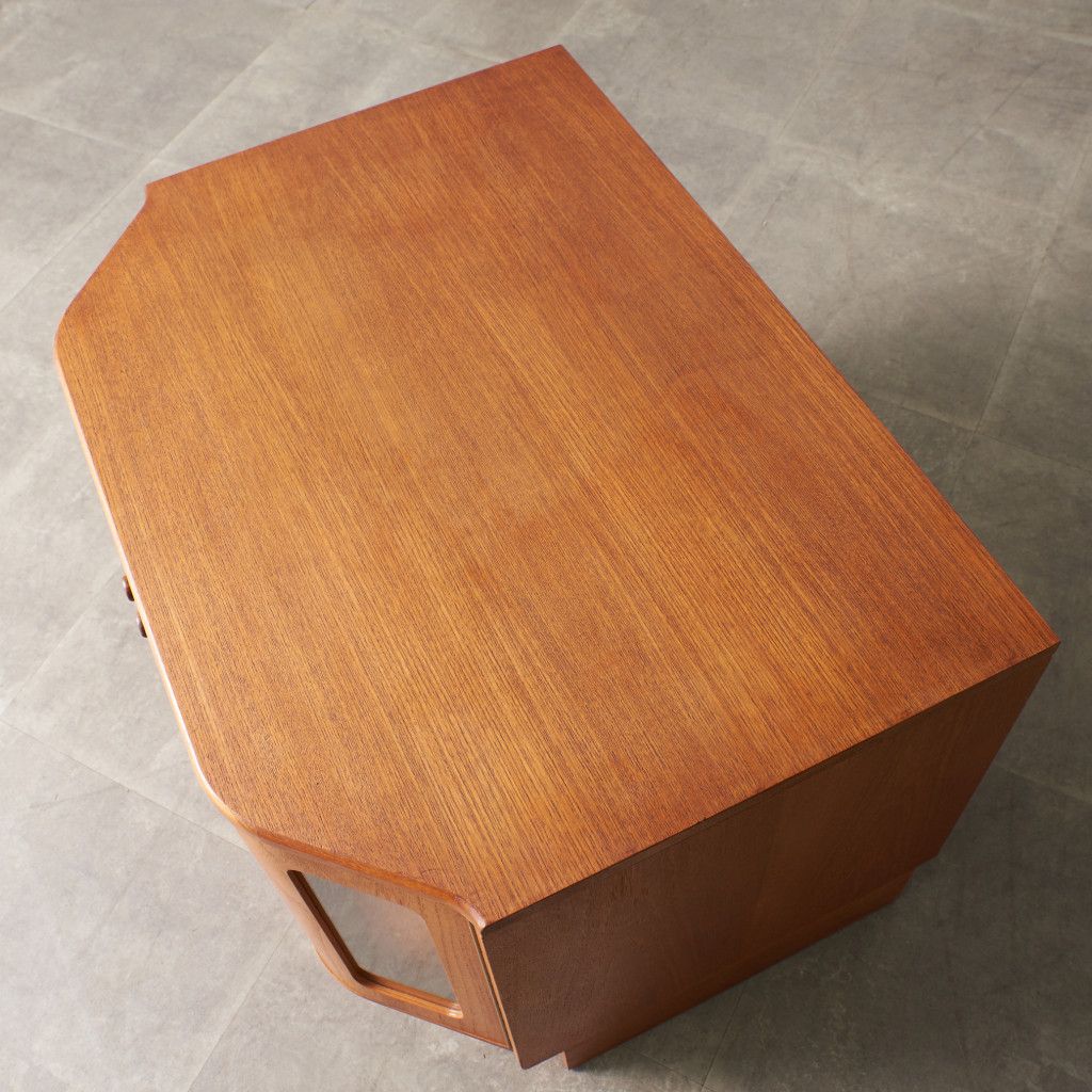 ヴィンテージ ローボード