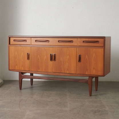 Fresco 脚付きサイドボード (4072)