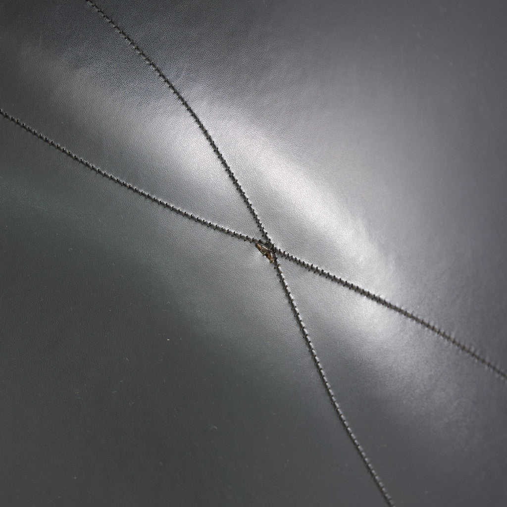 サイドシェルチェア スタッキングベース