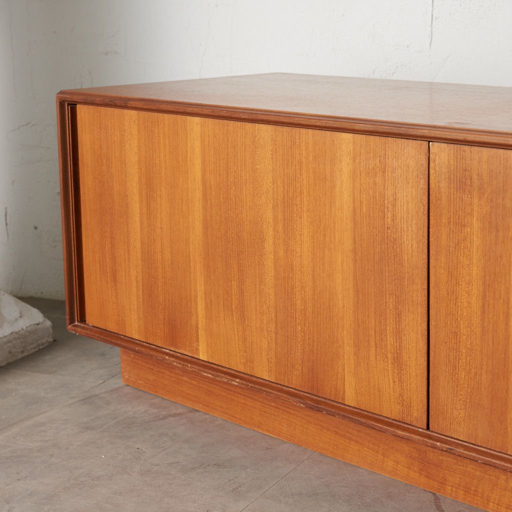 Form FIVE サイドボード