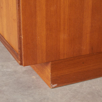 Form FIVE サイドボード